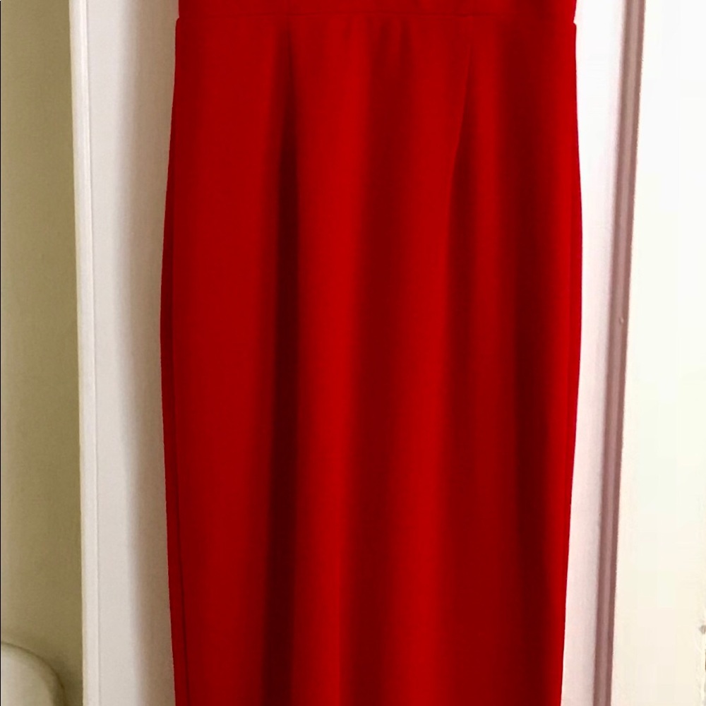 Toby+Ginger. Stunning red dress, high leg split.